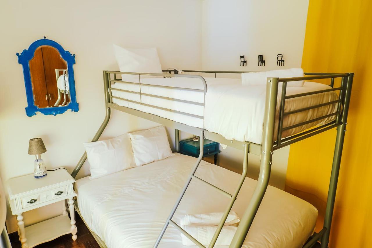 Help Yourself Hostels - Restelo Лиссабон Экстерьер фото