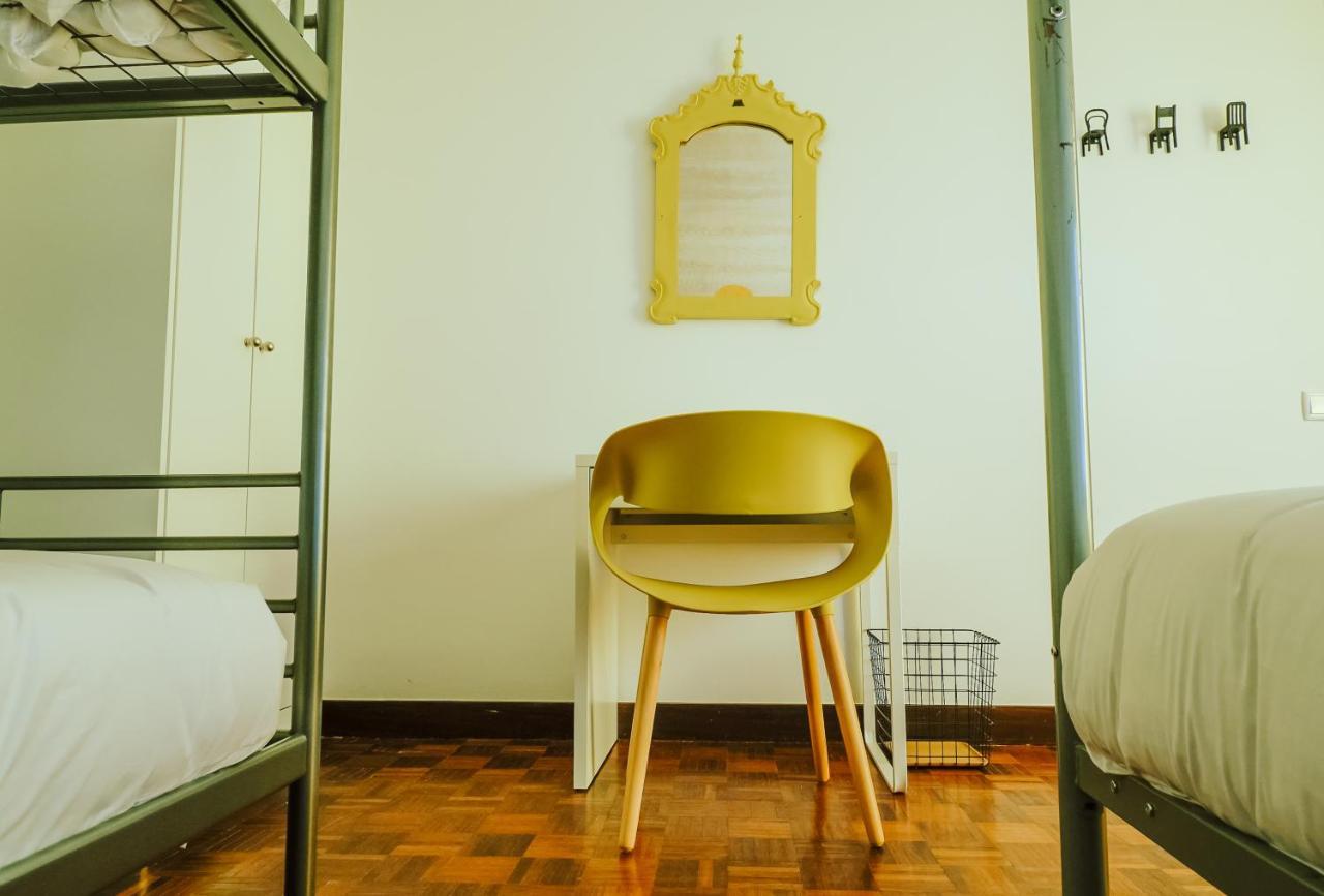 Help Yourself Hostels - Restelo Лиссабон Экстерьер фото