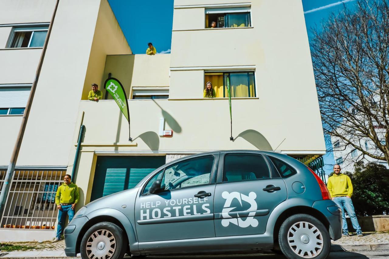 Help Yourself Hostels - Restelo Лиссабон Экстерьер фото